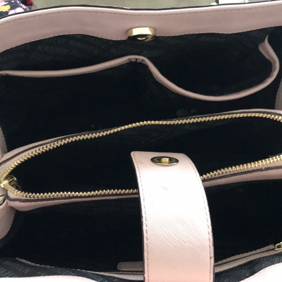 Purse - Picture 4 of 4